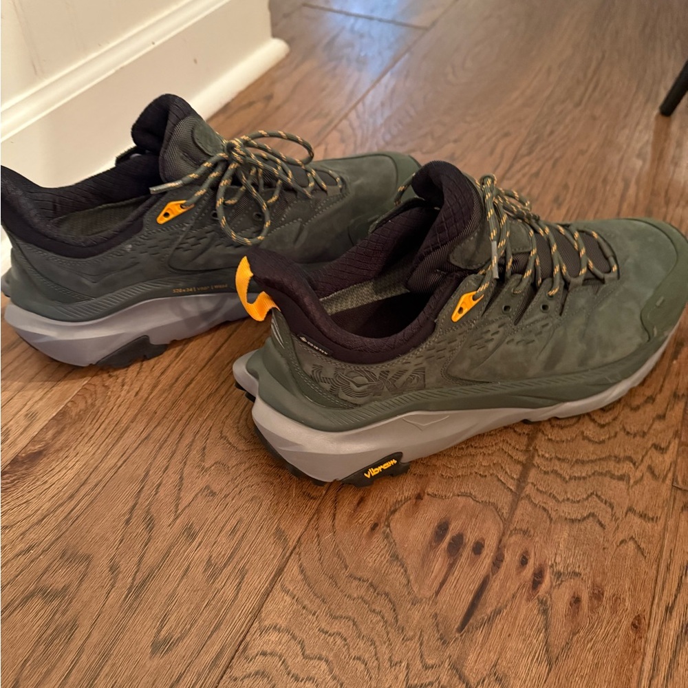 Hoka Kaha 2 Low GTX Hiking Shoes - Picture 2 of 7